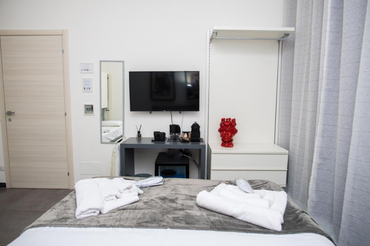 I Mori - Luxury Rooms Сиракуза Екстериор снимка