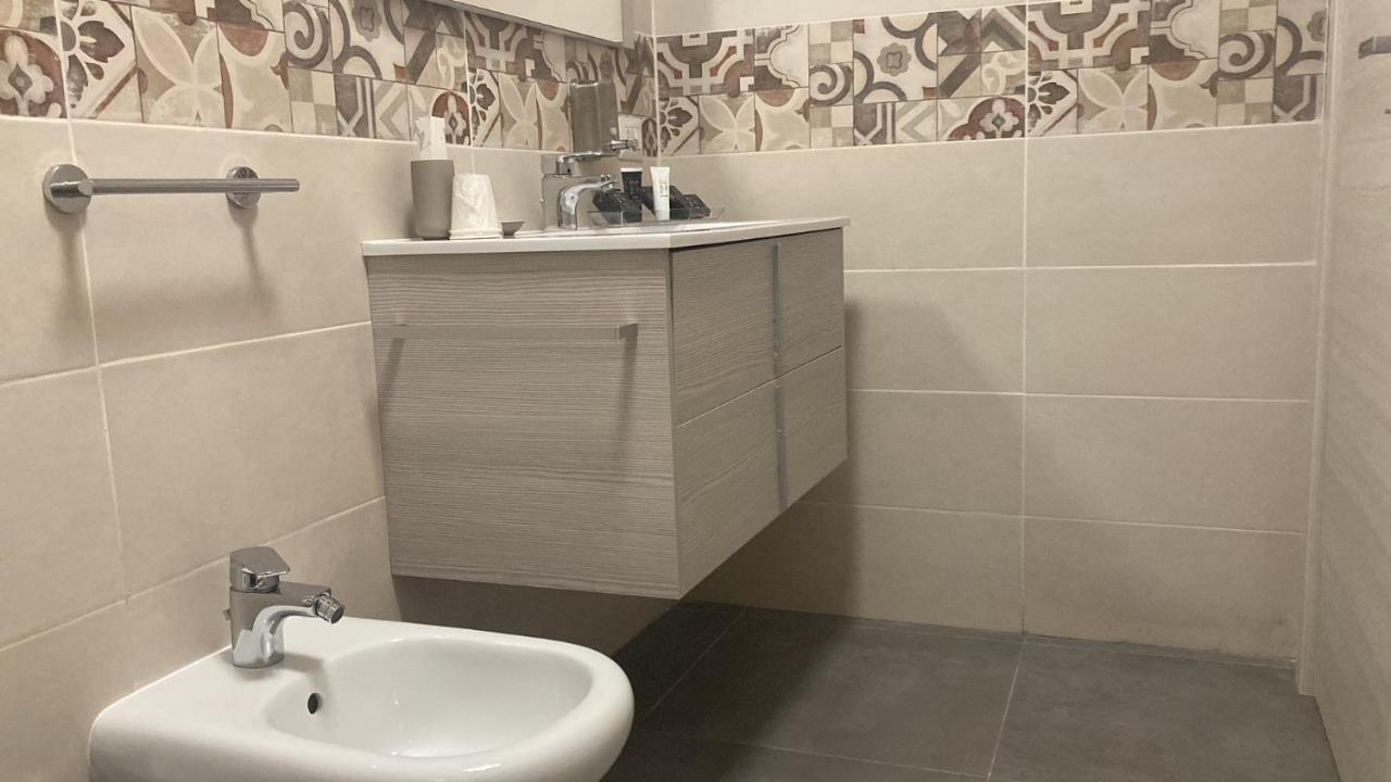 I Mori - Luxury Rooms Сиракуза Екстериор снимка