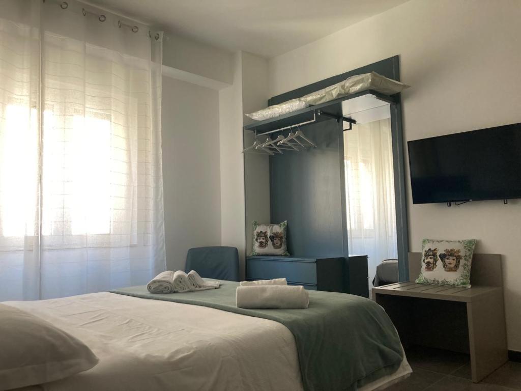 I Mori - Luxury Rooms Сиракуза Екстериор снимка